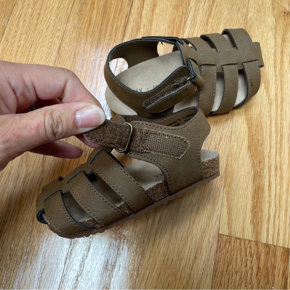 Max + Jake brown Velcro closed toe sandals NWOT size 5 toddler boy - Picture 9 of 10